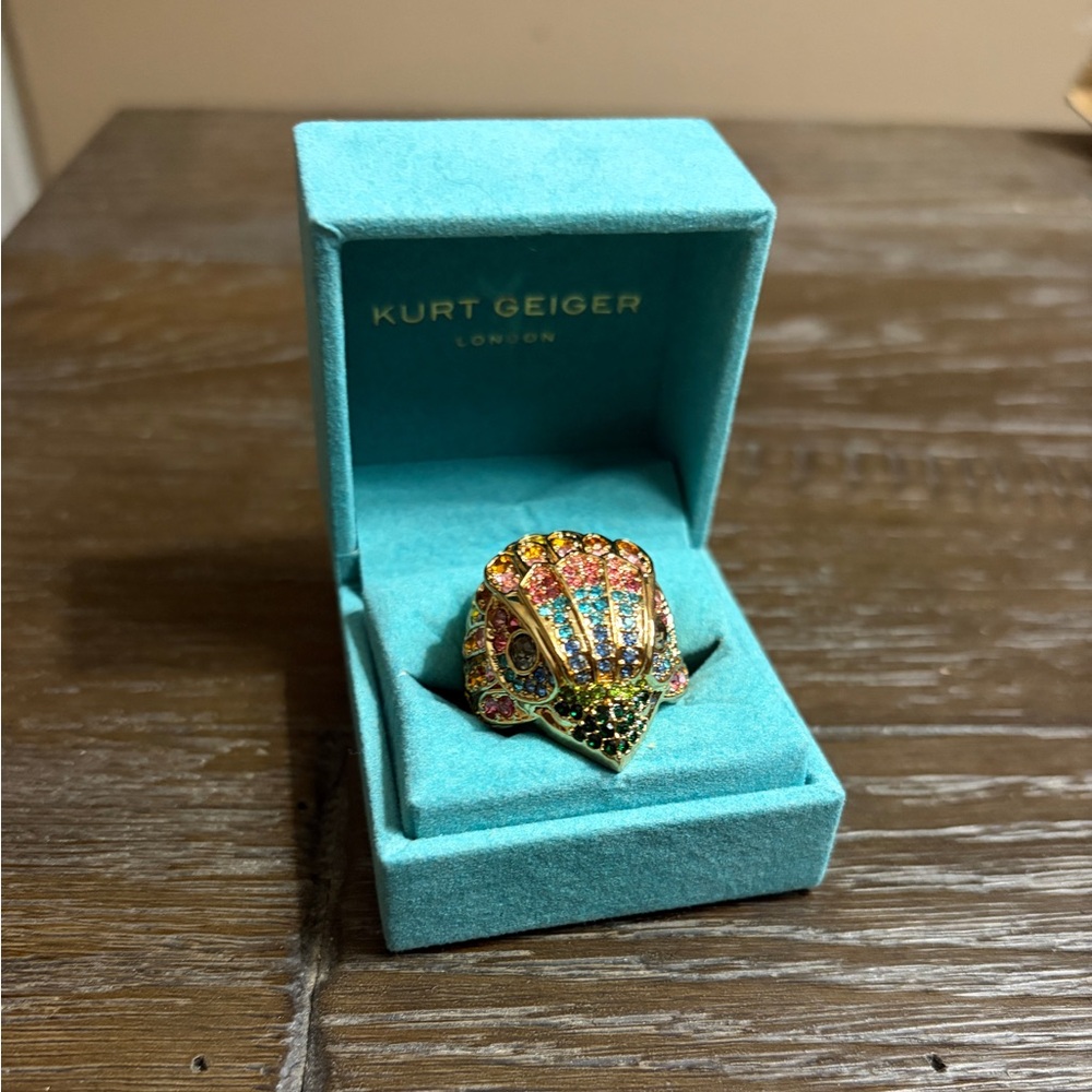 Kurt Geiger London Rainbow Eagle Head Ring with Multicolor Embellished jewels - Picture 2 of 6